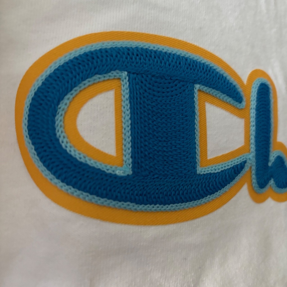 Champion Script Patch Tee - Picture 2 of 5